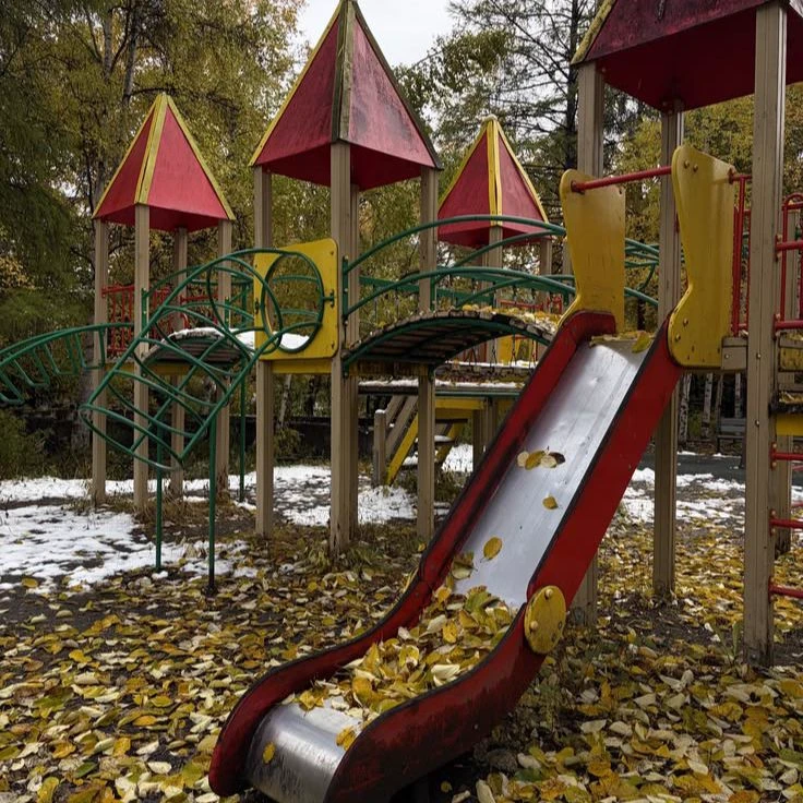 abandoned playground  thumbnail