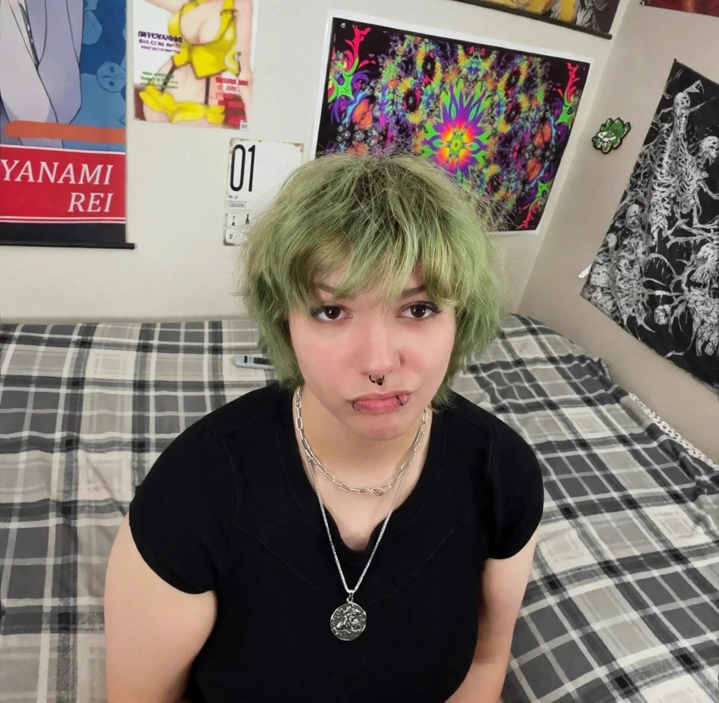 scruppy—your hot chubby girlfriend. thumbnail