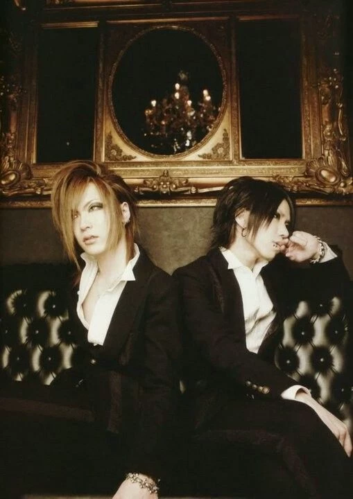 Aoi and Uruha thumbnail
