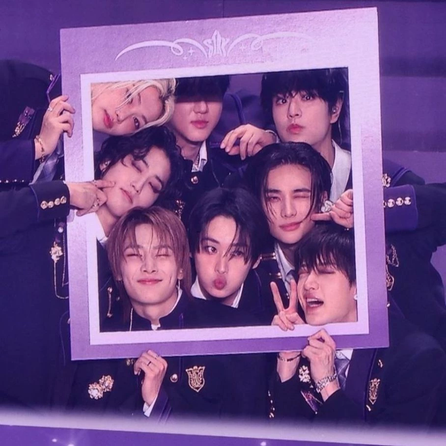 Stray Kids thumbnail