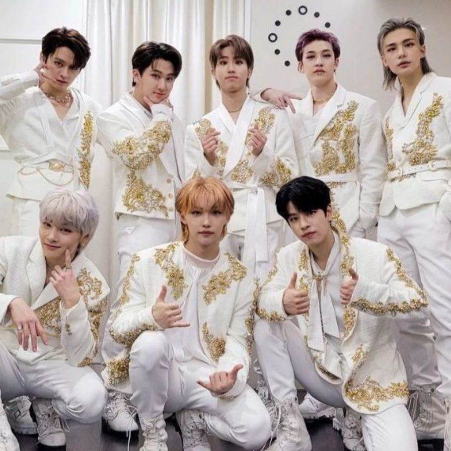 Stray Kids thumbnail