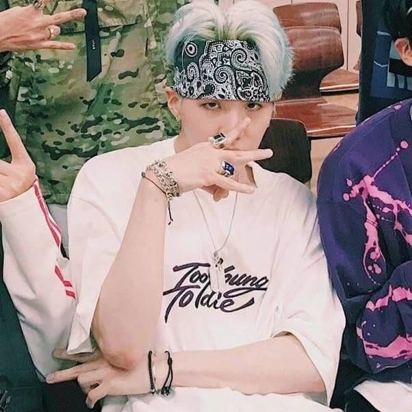 Yoongi, the neighborhood naco. thumbnail