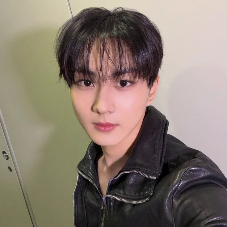 Yang Jungwon thumbnail