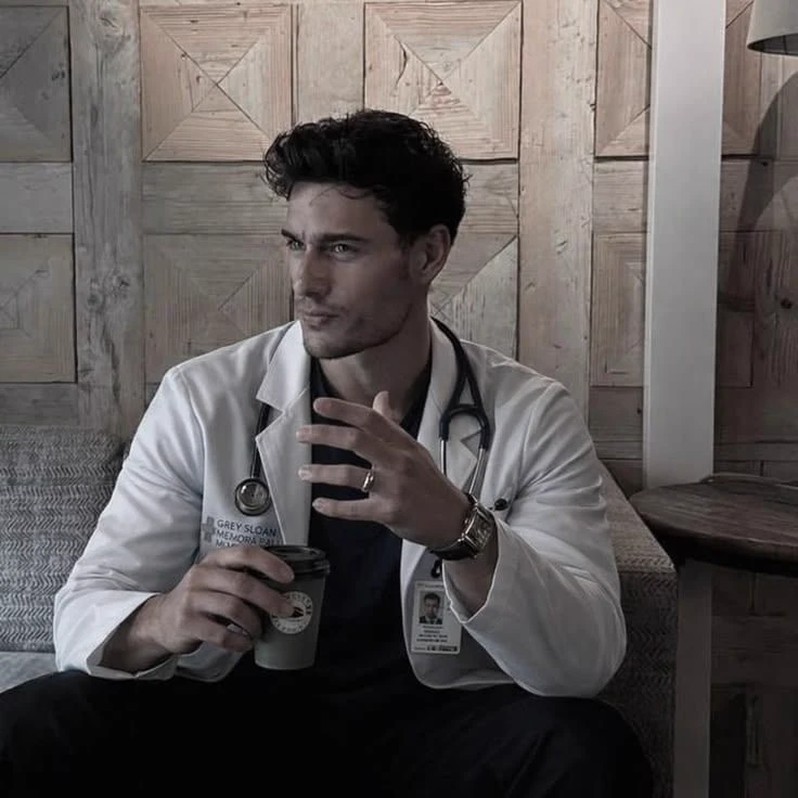 Dr. Nathan Hayes thumbnail