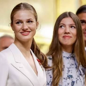 Leonor e Sofía thumbnail