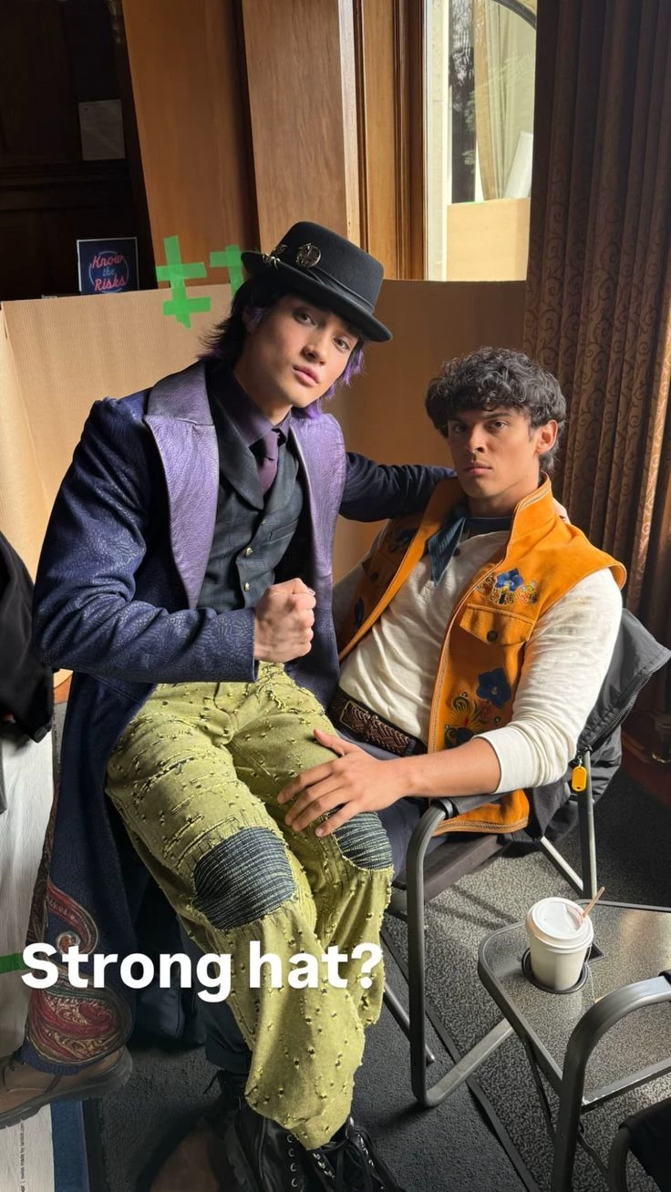 Luis x Max descendants thumbnail