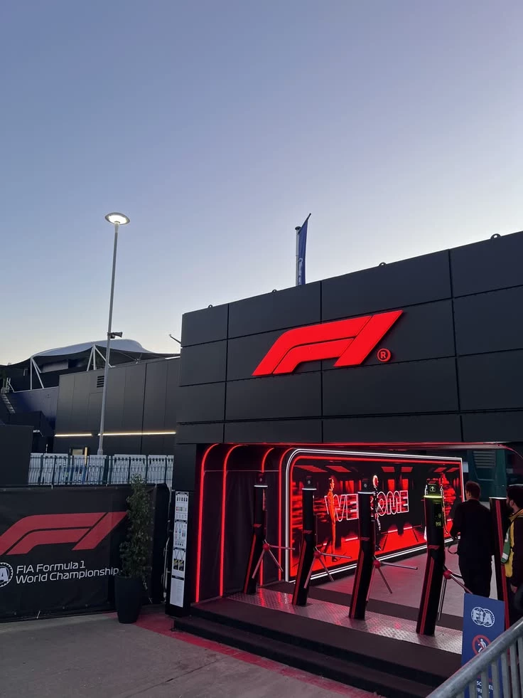 F1 - Pick-me thumbnail