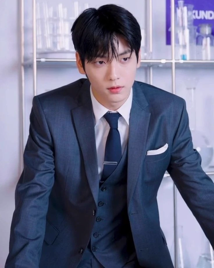 Choi Soobin  thumbnail