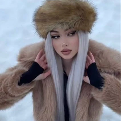 Elena thumbnail