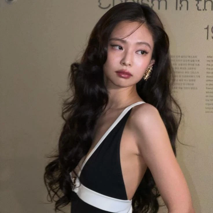 Jennie Kim thumbnail