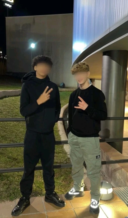 2 by 2 thumbnail