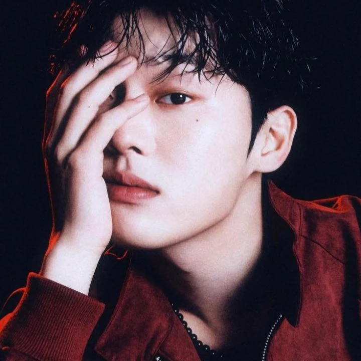 Ahn Suho thumbnail