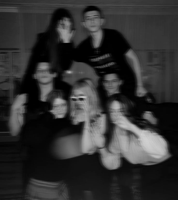 A group of friends thumbnail