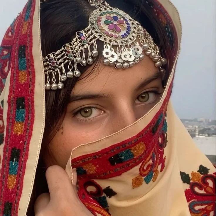 Laila thumbnail