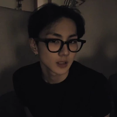 Jungwon (Your Cat)  thumbnail