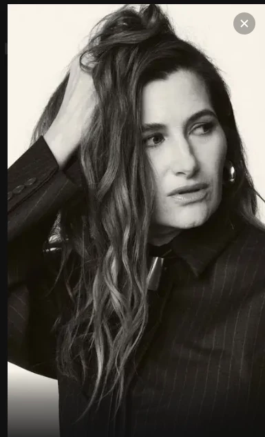 Kathryn hahn thumbnail