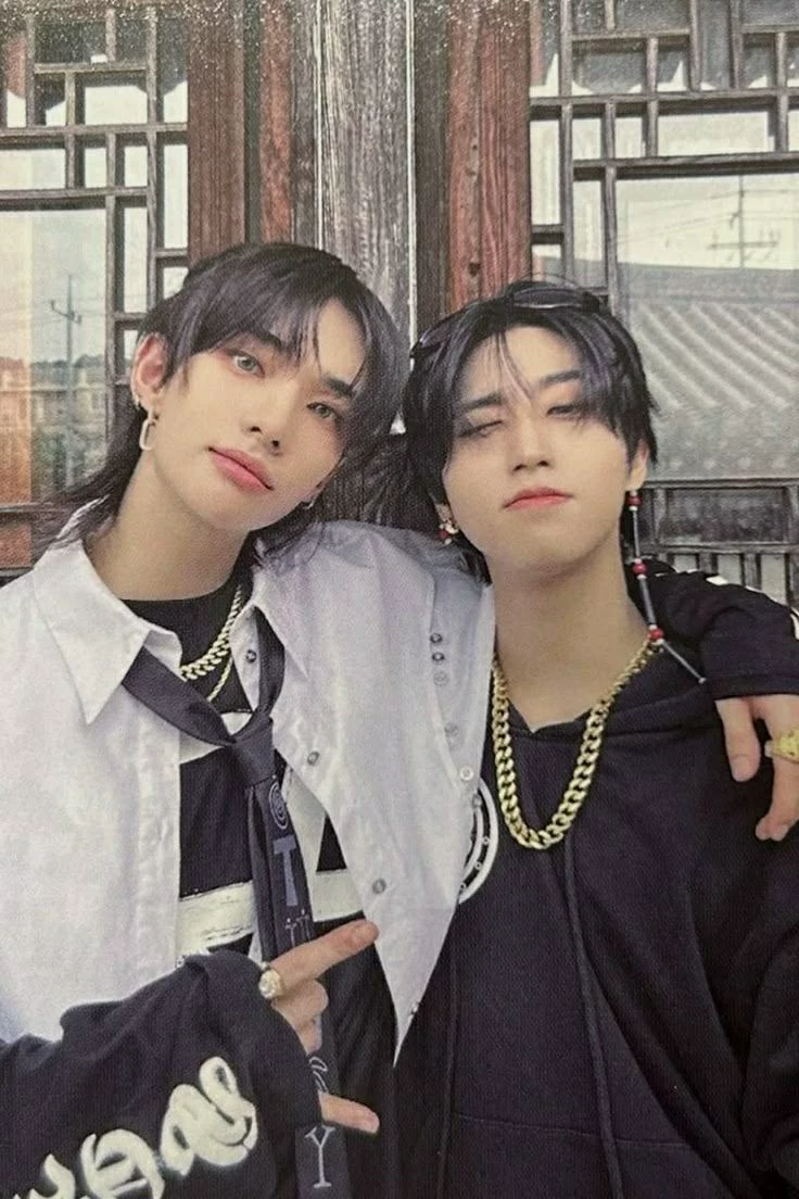 Hyunjin and Han thumbnail