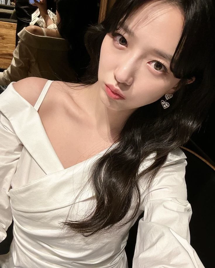 Pyo ye-jin (idol wanita cantik dan mantan pacar) thumbnail