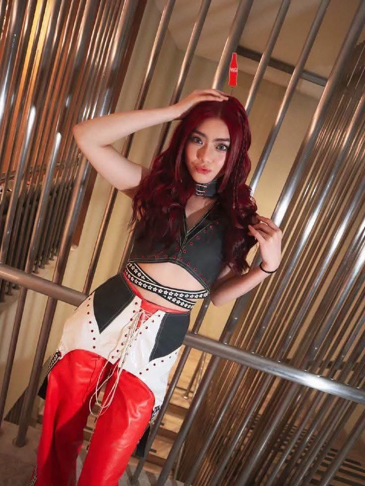 Mikhaela Lim thumbnail