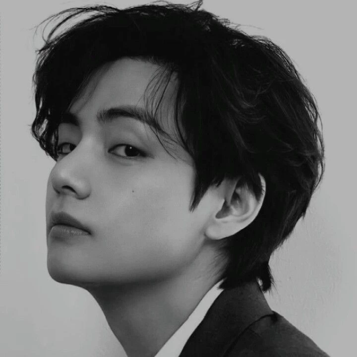Kim Taehyung thumbnail