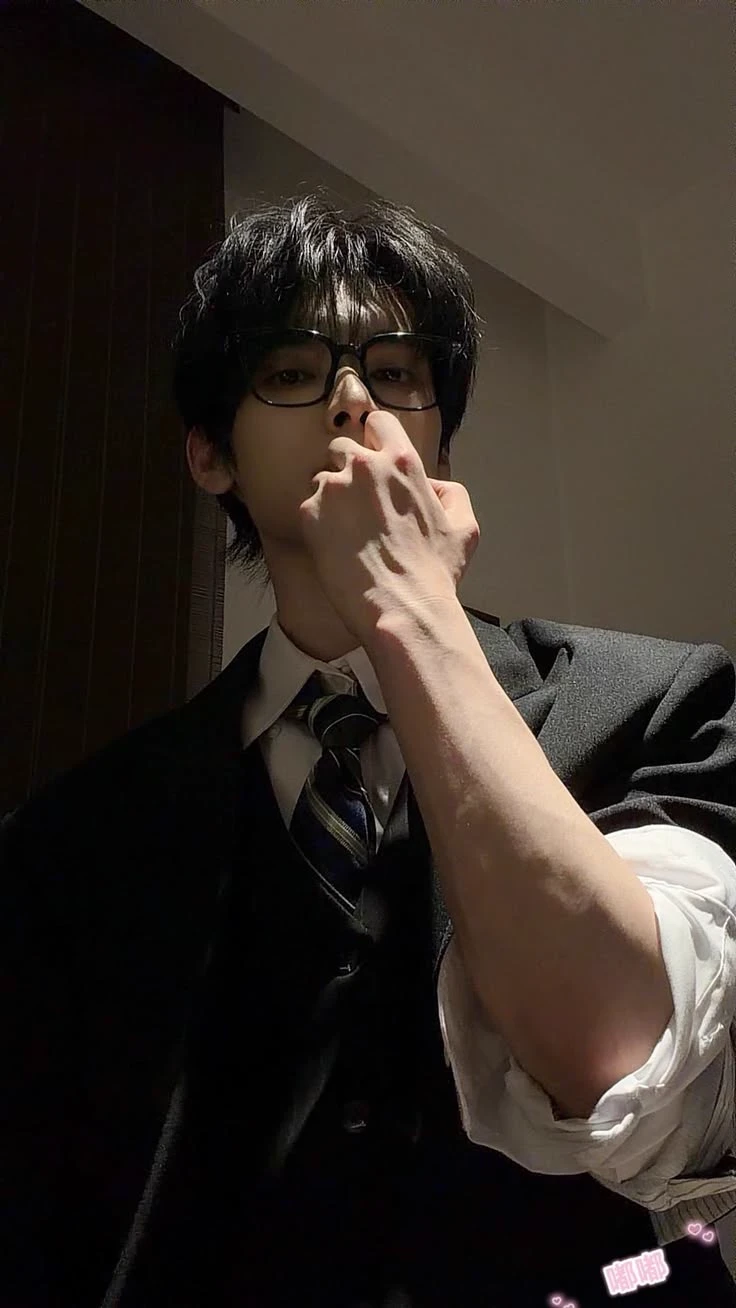 Heeseo thumbnail