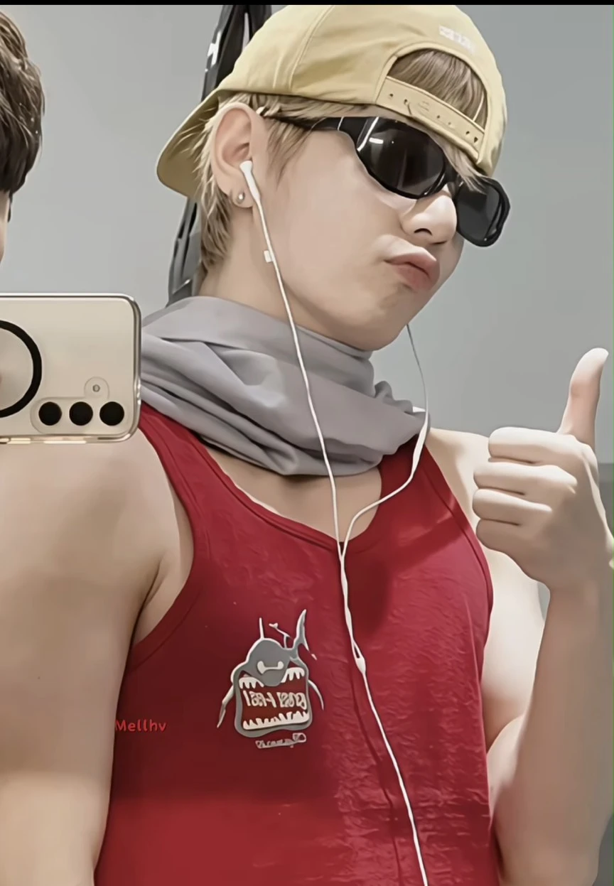 kim taehyung thumbnail