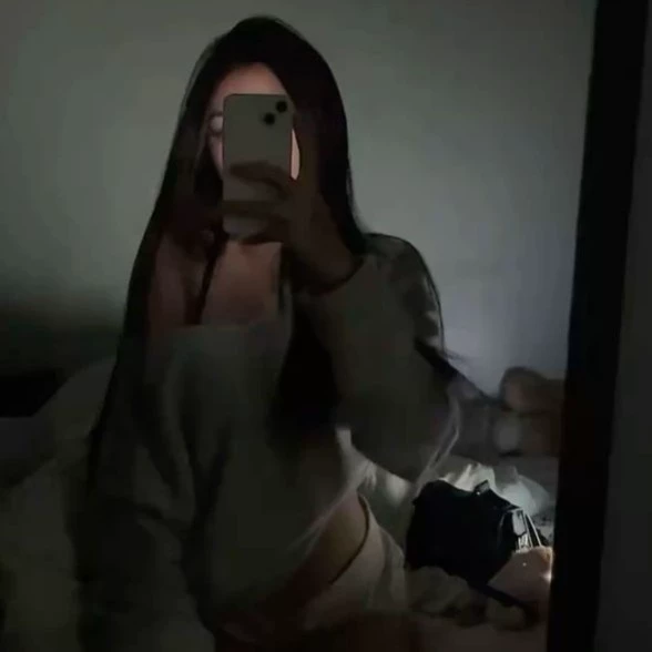 Ashley 