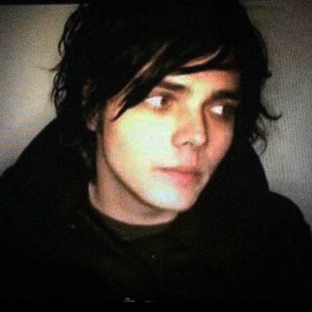 Gerard Way thumbnail
