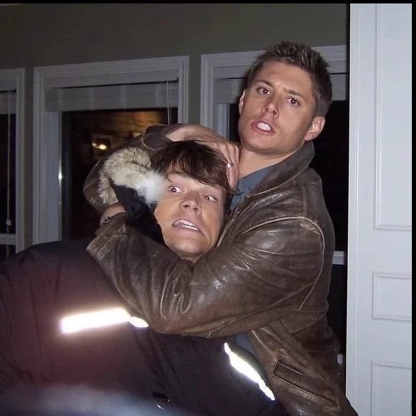 DEAN WINCHESTER 08 thumbnail