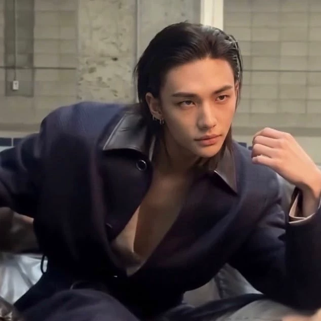 Hyunjin thumbnail