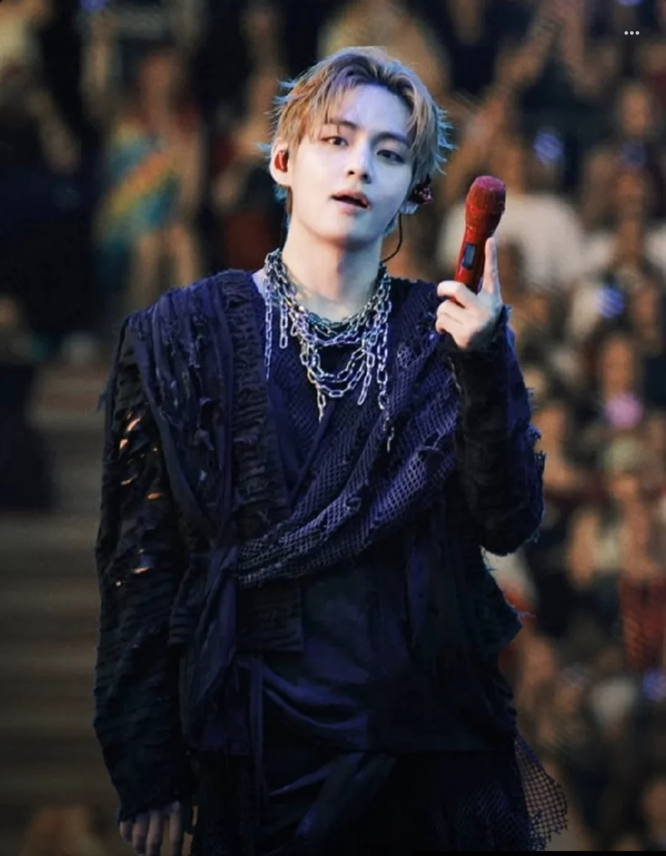kim taehyung ( vampire king ) thumbnail