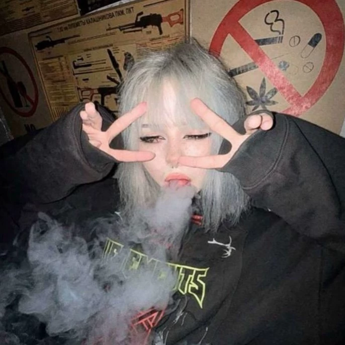 Юна