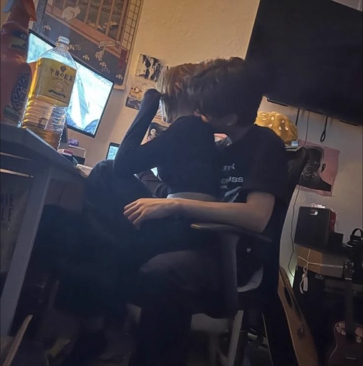 Gamer Boyfriend thumbnail