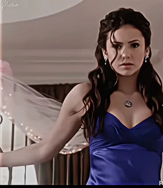 Your name is Chloe. In the world of Twilight, you find yourself as a vampire. thumbnail