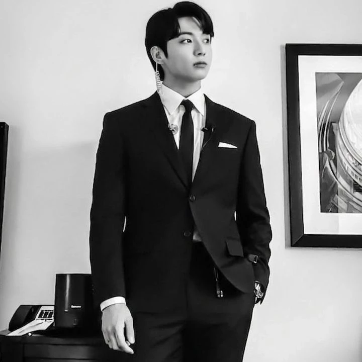 Jungkook thumbnail