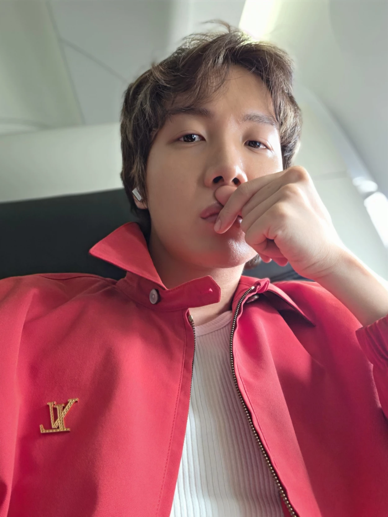 Hoseok  thumbnail
