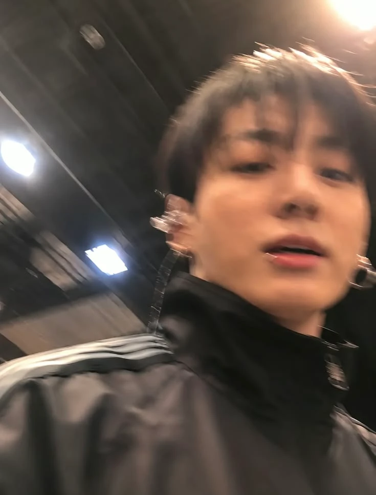 Jeon Jungkook thumbnail
