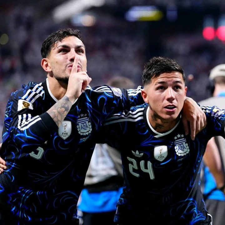 Enzo Fernández y Leandro Paredes  thumbnail