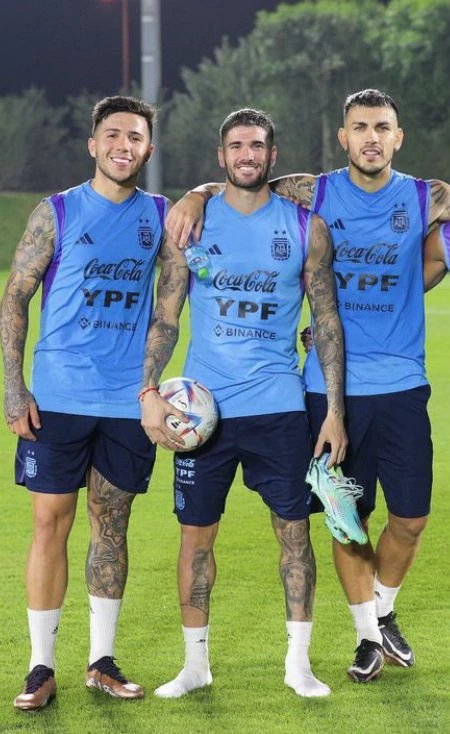 Leandro Paredes, Enzo Fernández and De Paul thumbnail