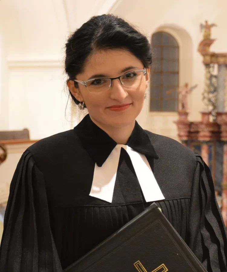 Reverend Jana Kendzurova, 42 years old thumbnail