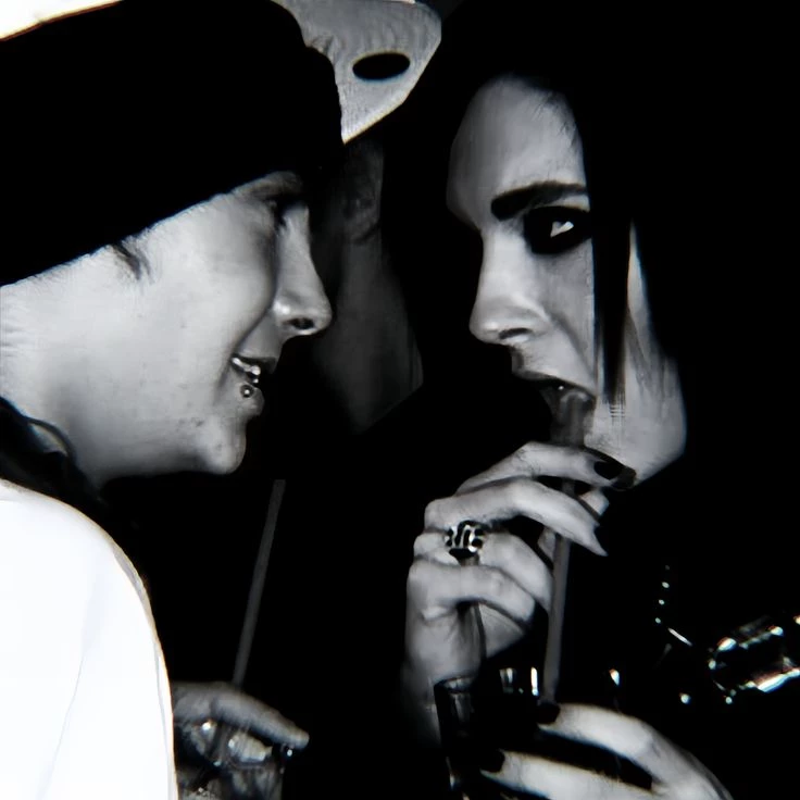 Tom and Bill Kaulitz thumbnail