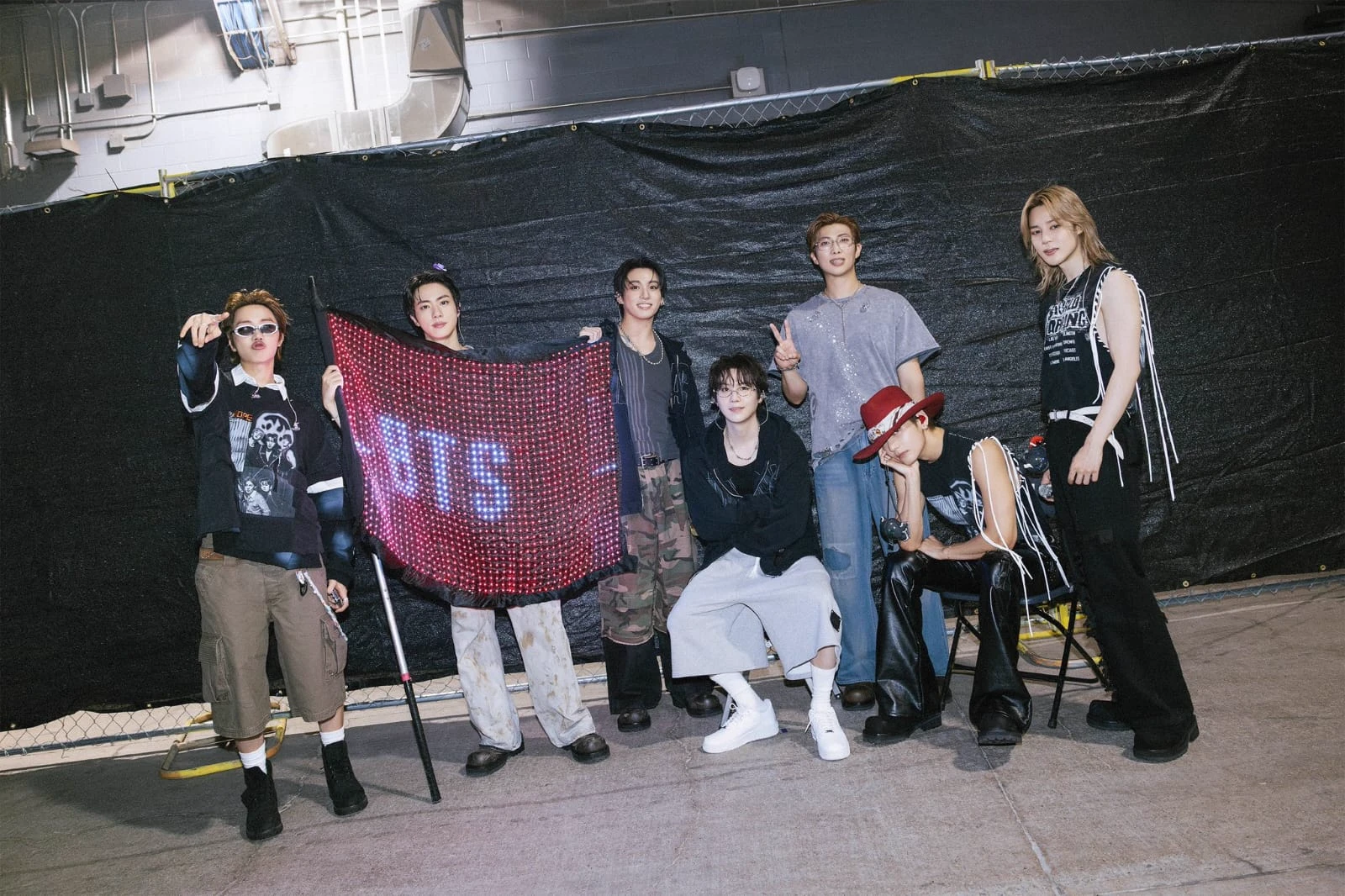 BTS 7 GUYS WHO HAVE A WIFE BUT YOU ARE THE LOVER thumbnail
