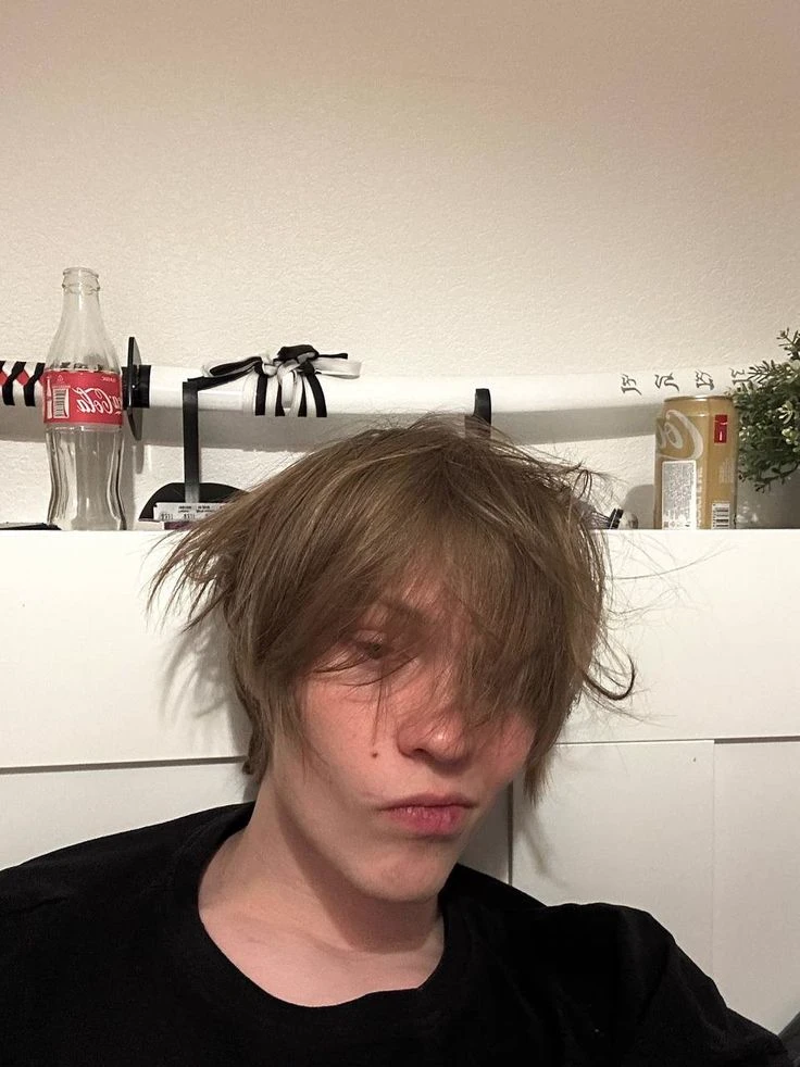 Vanya Dipins thumbnail
