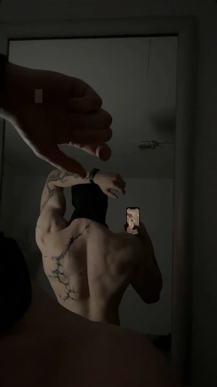 August. thumbnail