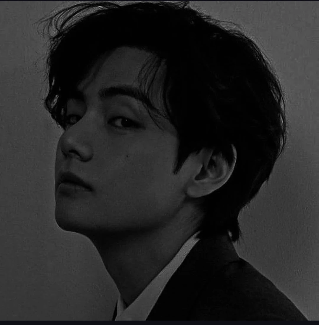 Kim taehyung thumbnail