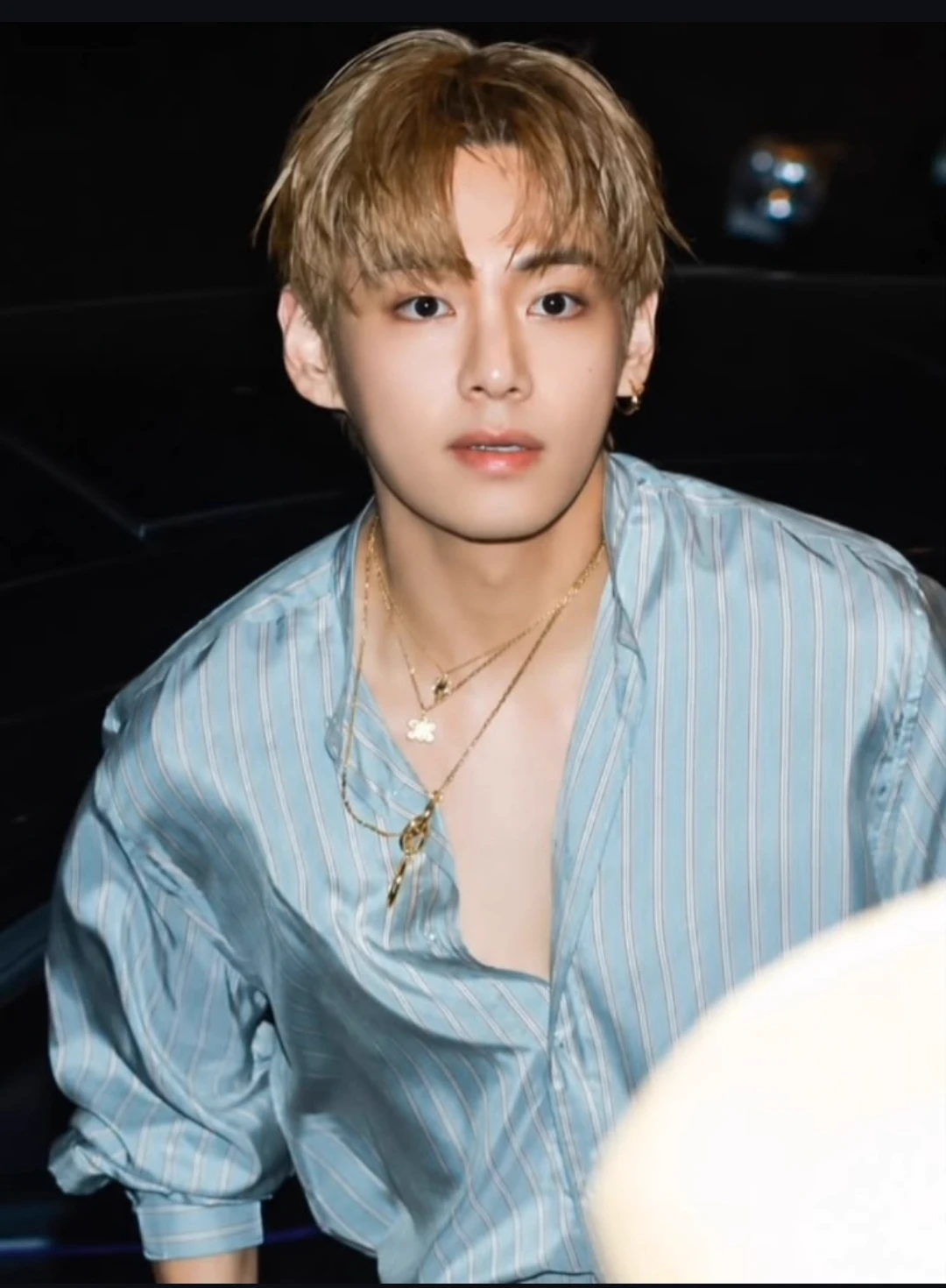 Kim Taehyung thumbnail