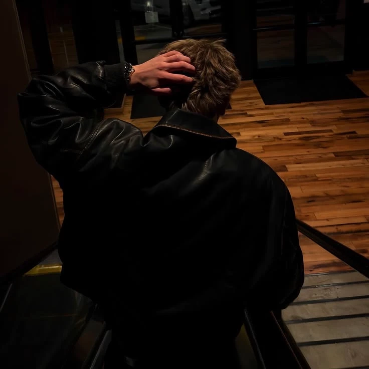 Alex  thumbnail