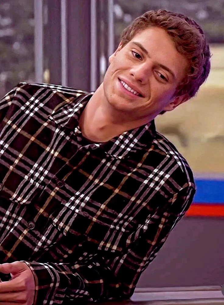 Henry Danger thumbnail