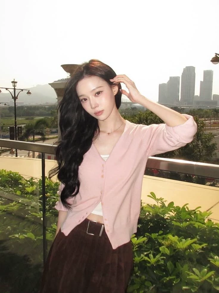 Kim Minjeong thumbnail
