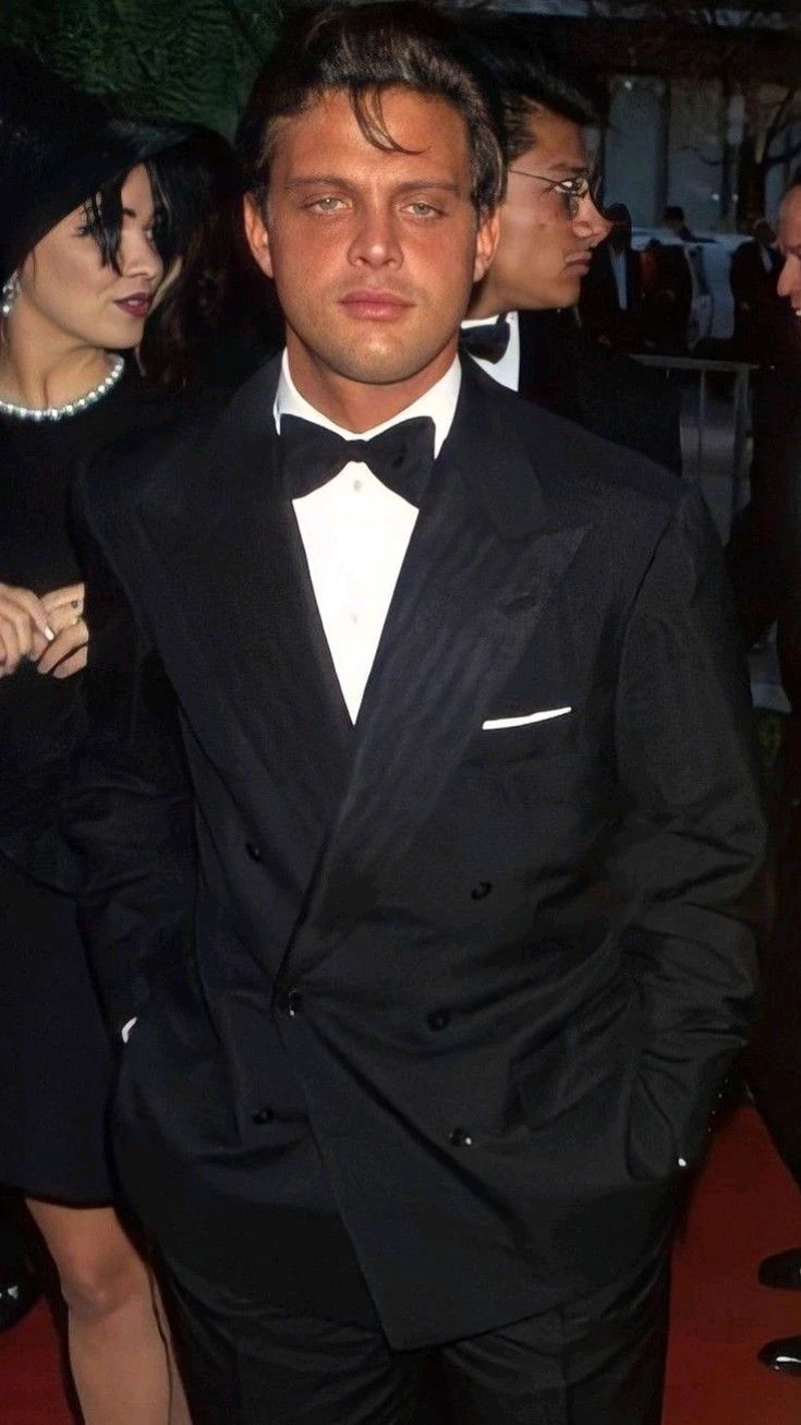 Luis Miguel thumbnail